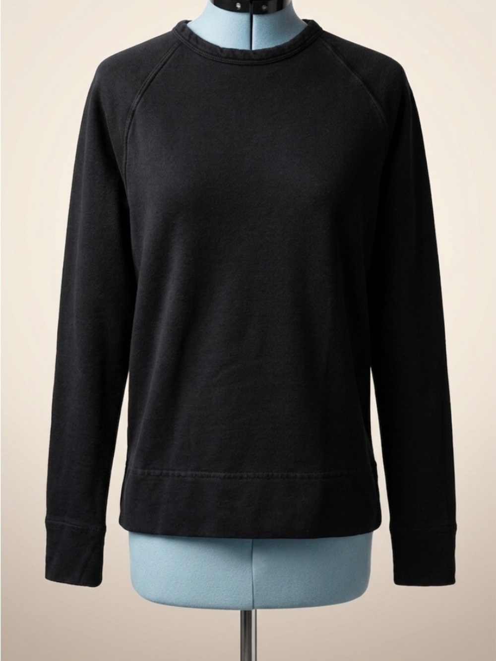 Buck Mason Cotton Crewneck Raglan Sweatshirt, finished hem/cuffs, XS, EUC